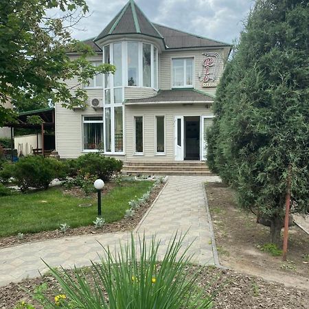 Отель Рио Melitopol Ngoại thất bức ảnh