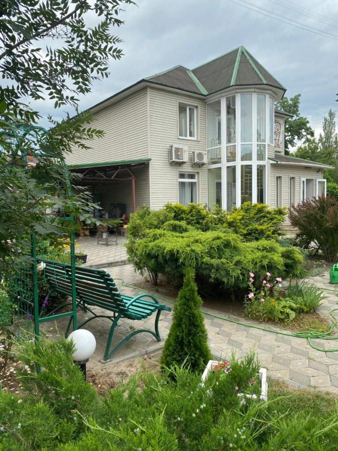 Отель Рио Melitopol Ngoại thất bức ảnh